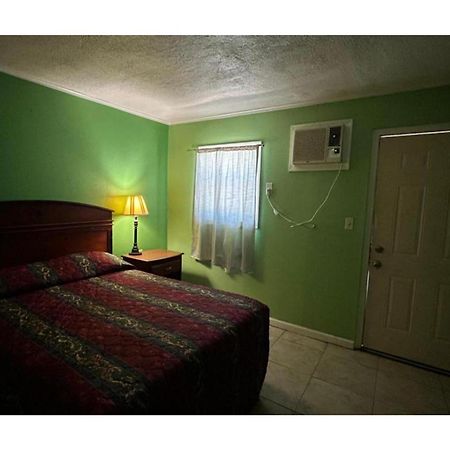 Monterrey Motel Padre Island, Corpus Christi By Oyo Bagian luar foto